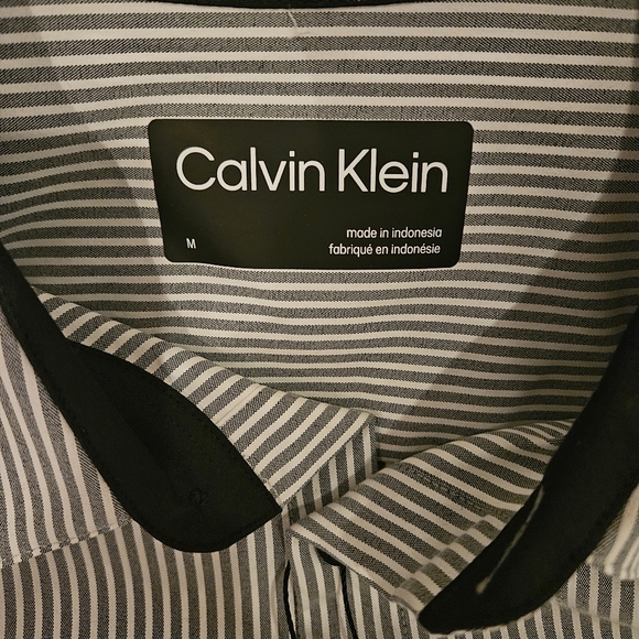 Calvin Klein Long Sleeve Dress Shirt - Picture 3 of 7